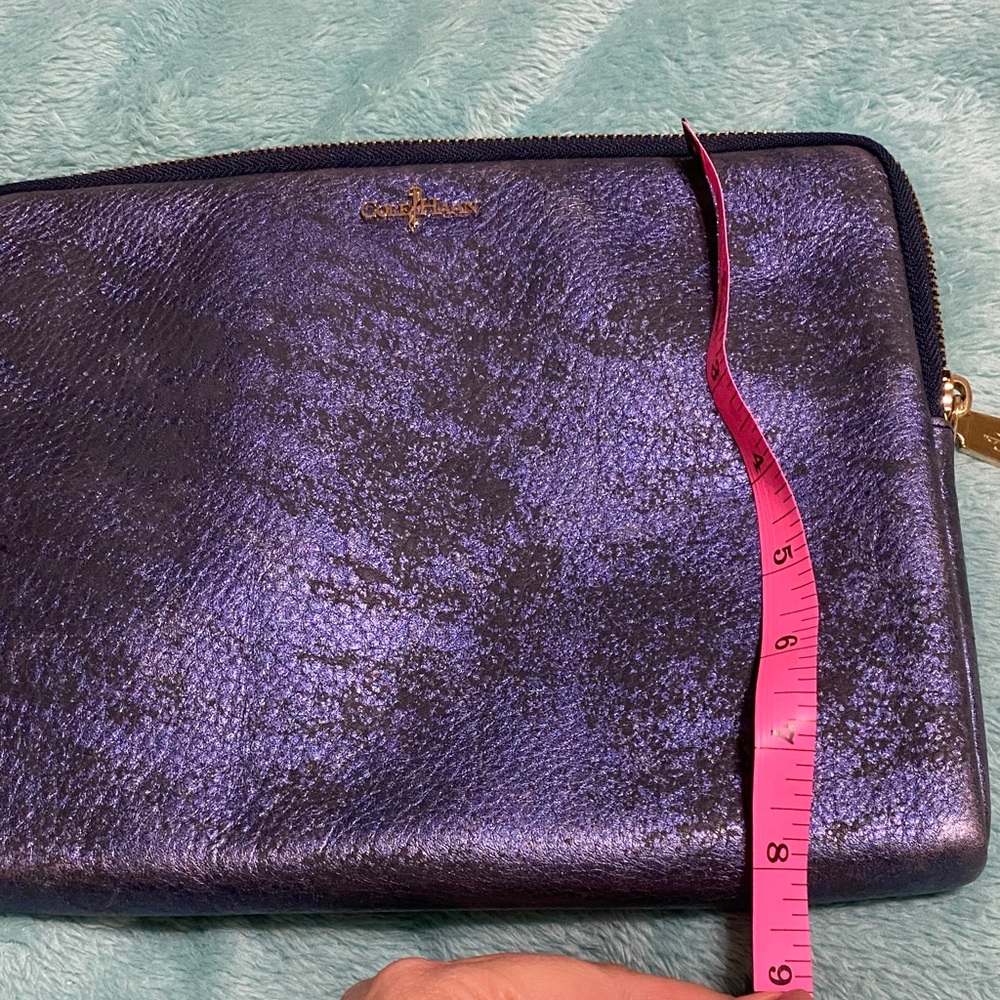 Purple Textured Tablet Sleeve - Picture 7 of 8